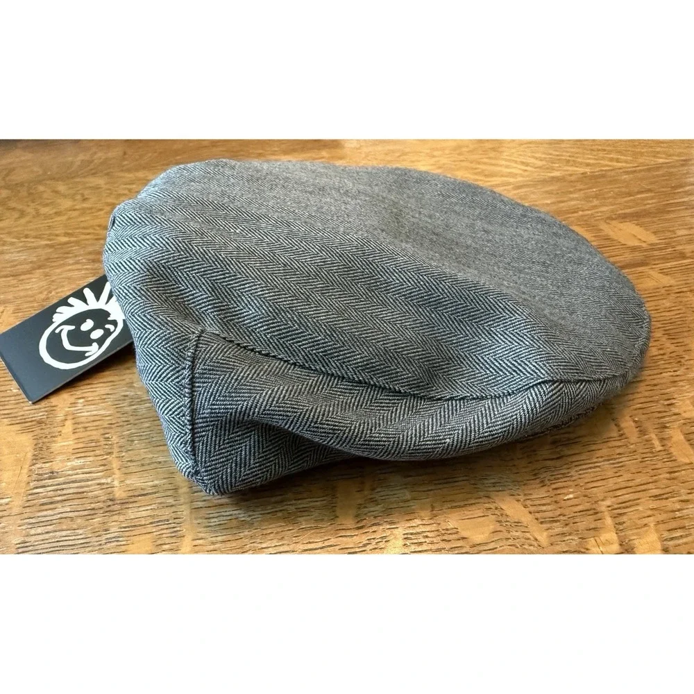 New Kids Knuckleheads Clothing Gray scally Cap hat XS Irish